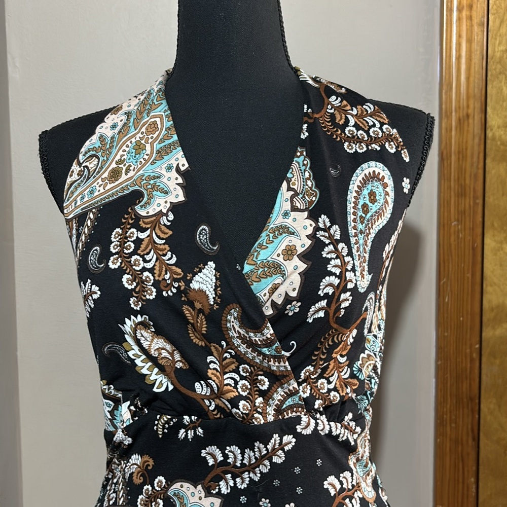Paisley Halter Dress. Size 4. NWOT. - Picture 3 of 10